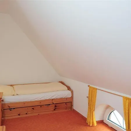 Holiday home Haushaelfte-hus-noeck-id-140 *